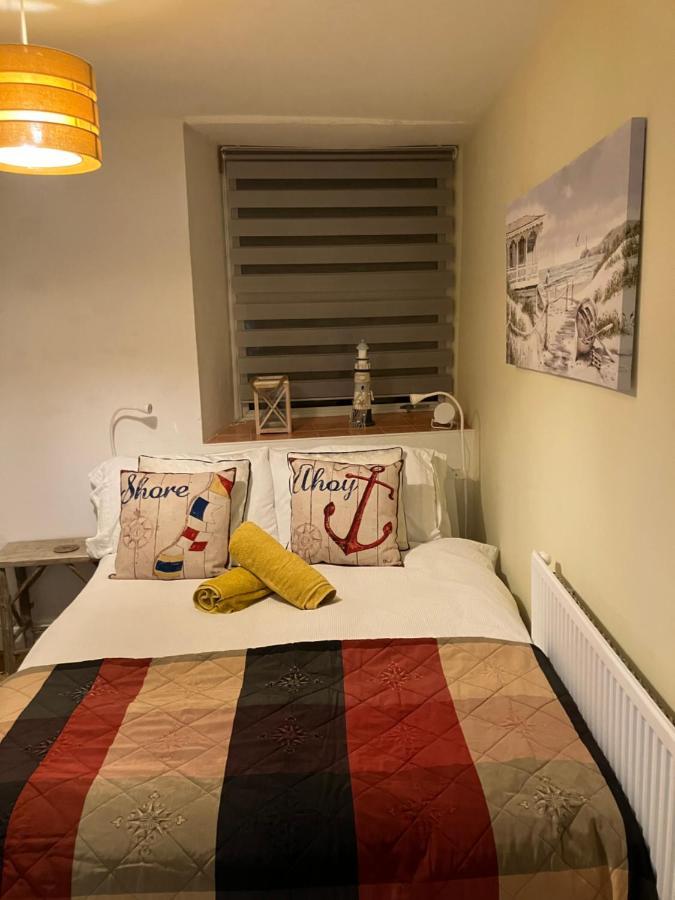 Garden Flat Torquay Just 2 Mins Walk From The Harbour Apartment Exterior photo